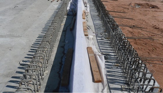 T梁架设后桥面系施工总结